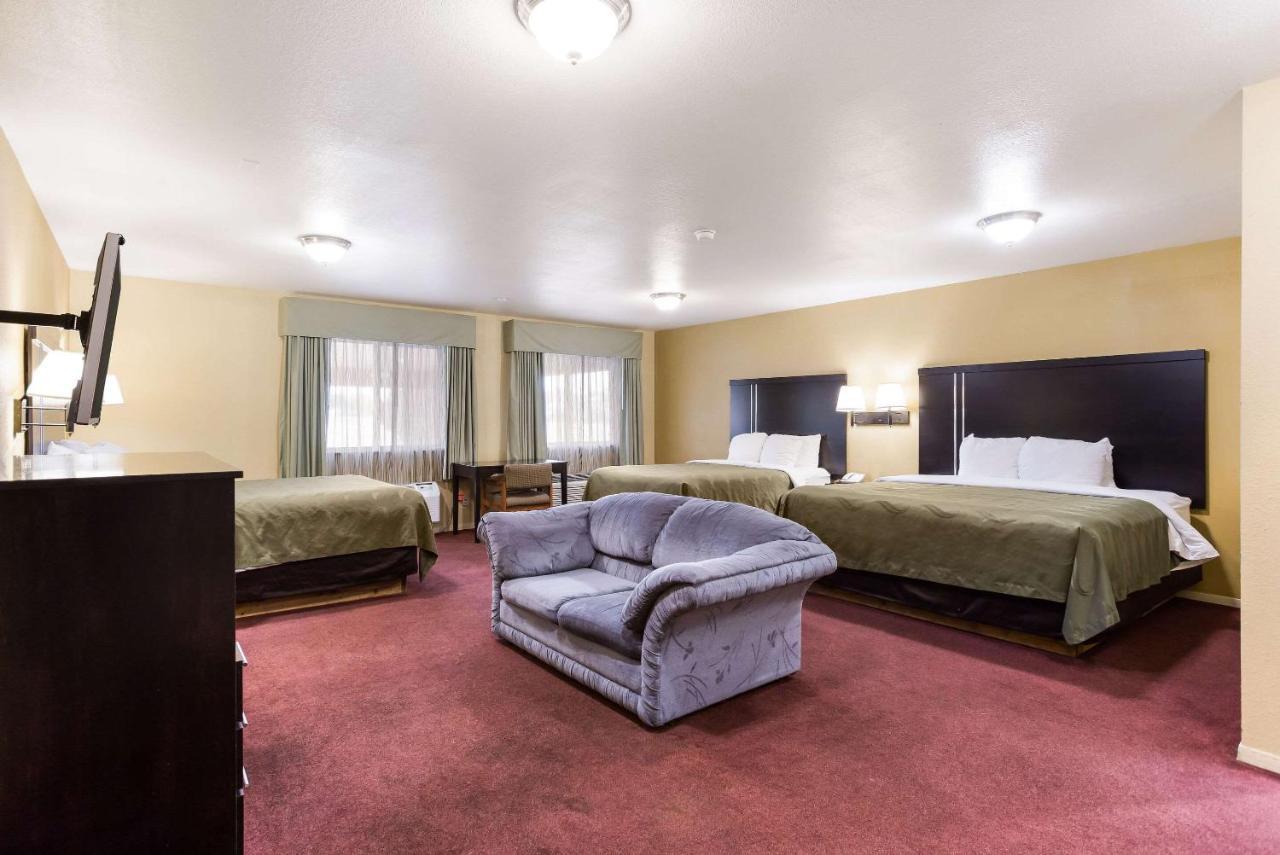 Quality Inn Airport Boise Exterior photo