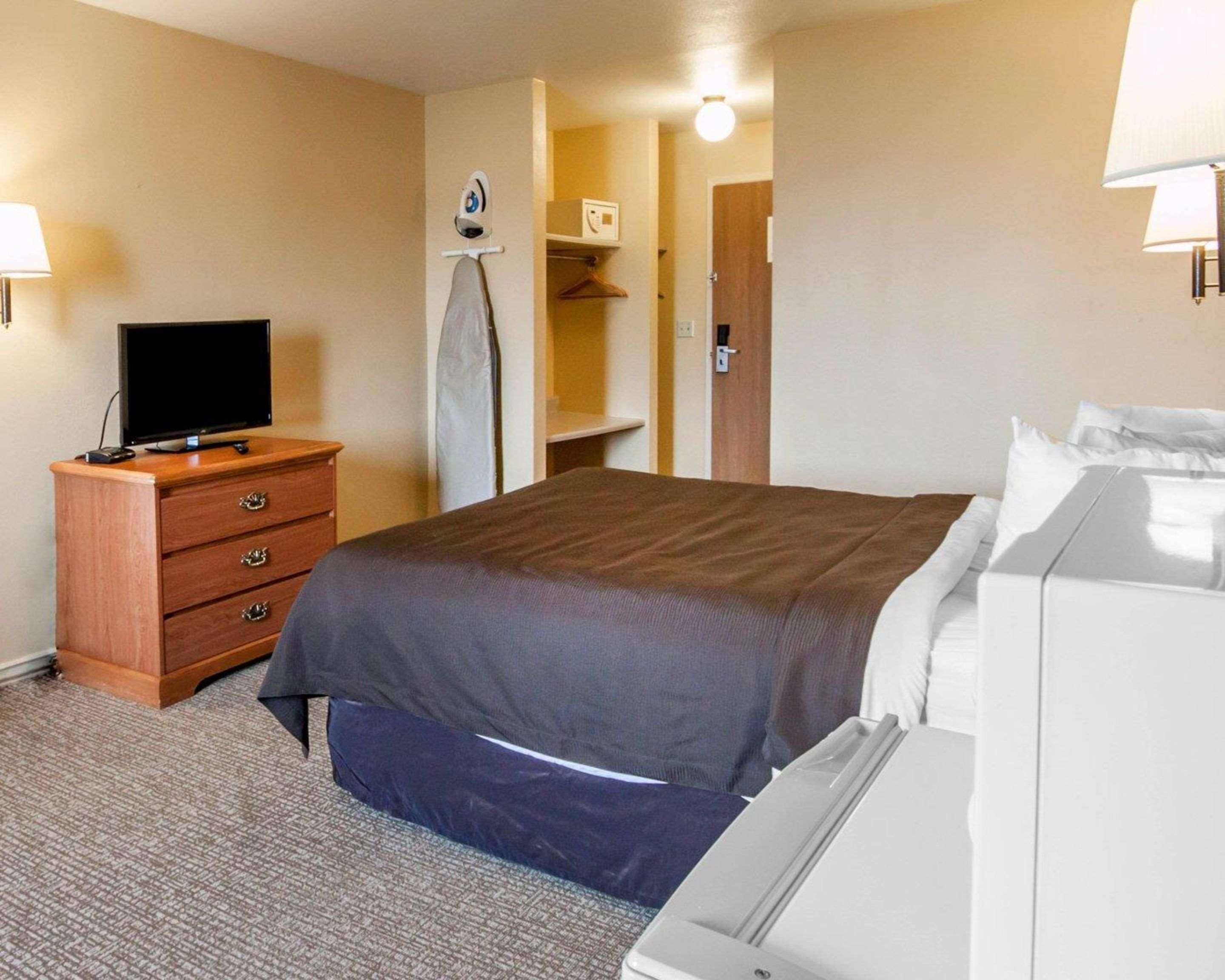 Quality Inn Airport Boise Exterior photo