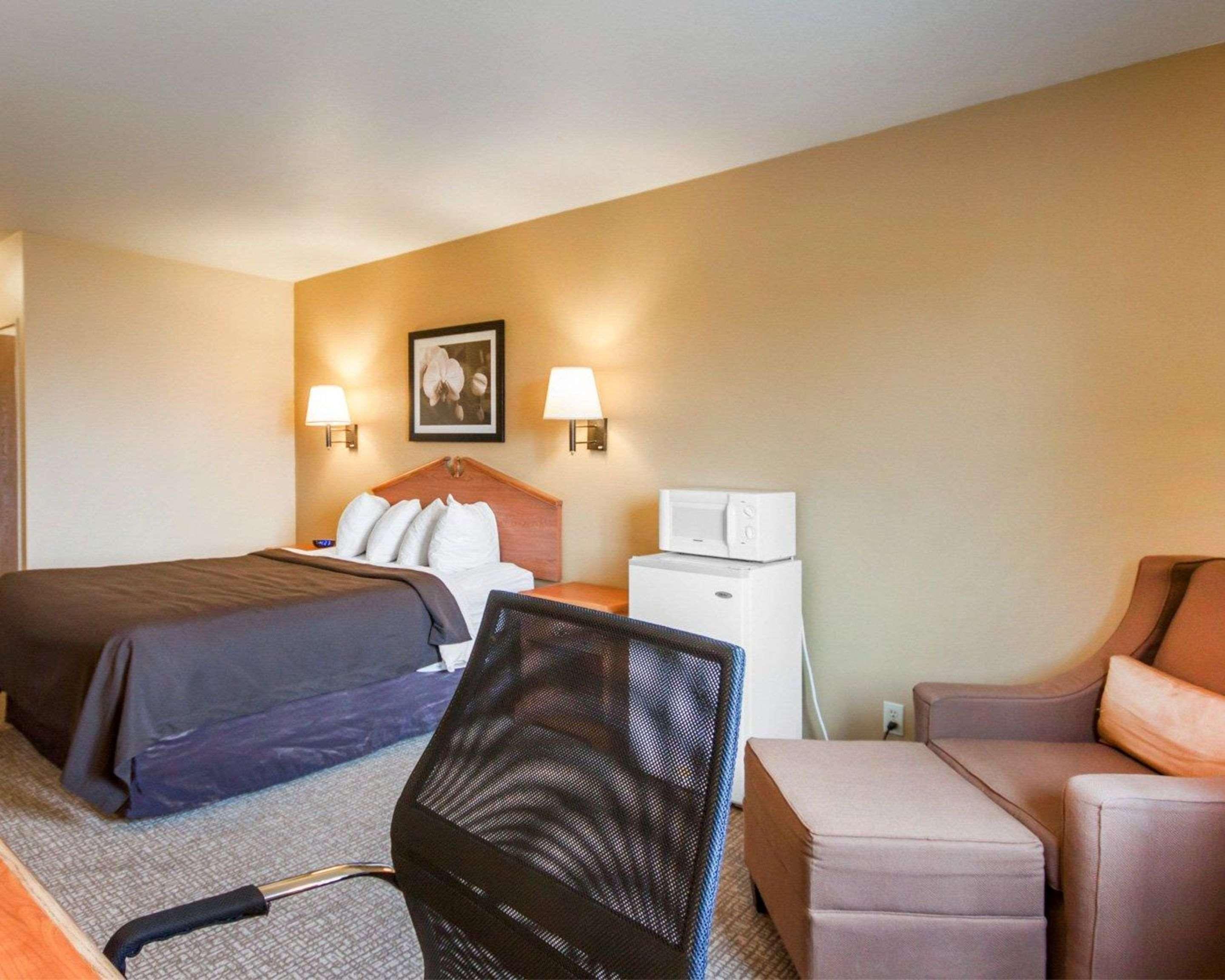 Quality Inn Airport Boise Exterior photo