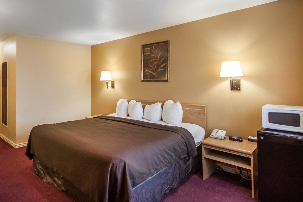 Quality Inn Airport Boise Exterior photo